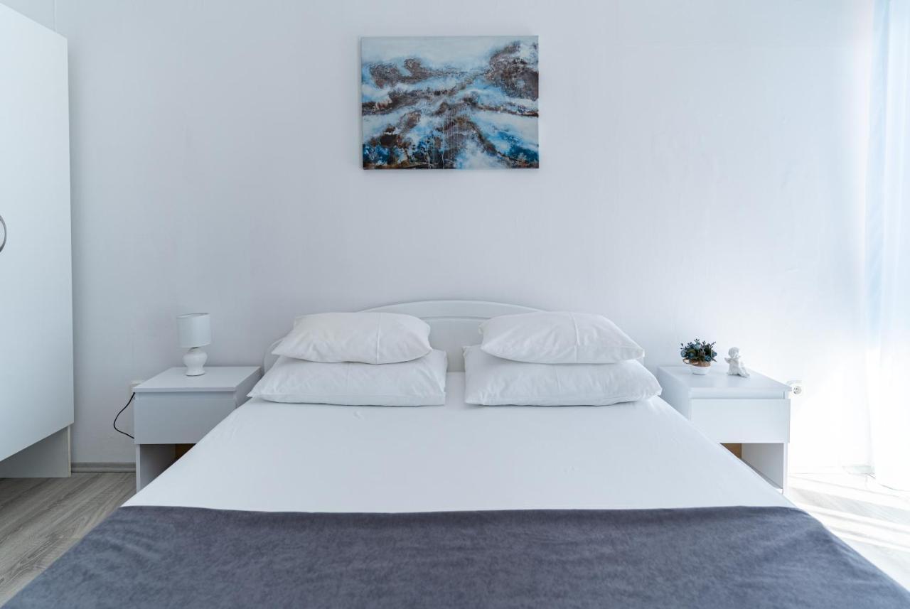 Benic Apartments ムリニ エクステリア 写真