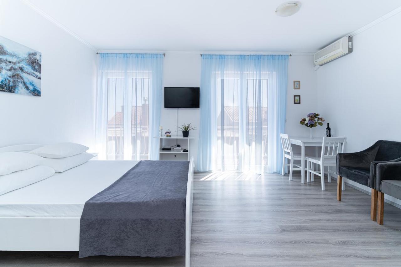 Benic Apartments ムリニ エクステリア 写真