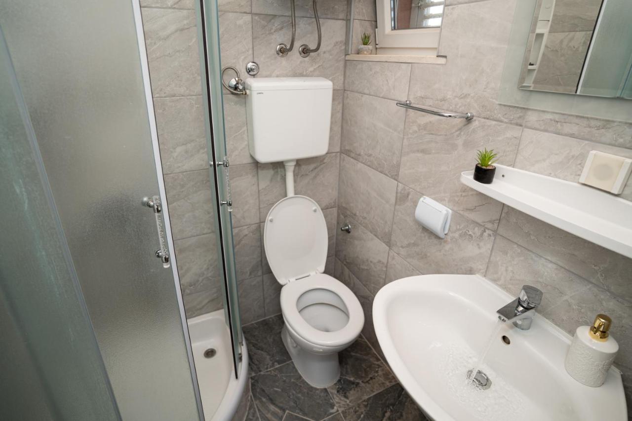 Benic Apartments ムリニ エクステリア 写真