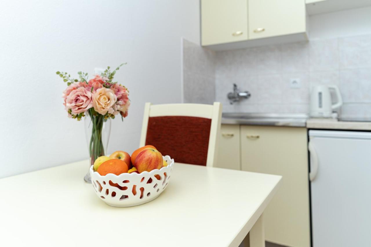 Benic Apartments ムリニ エクステリア 写真